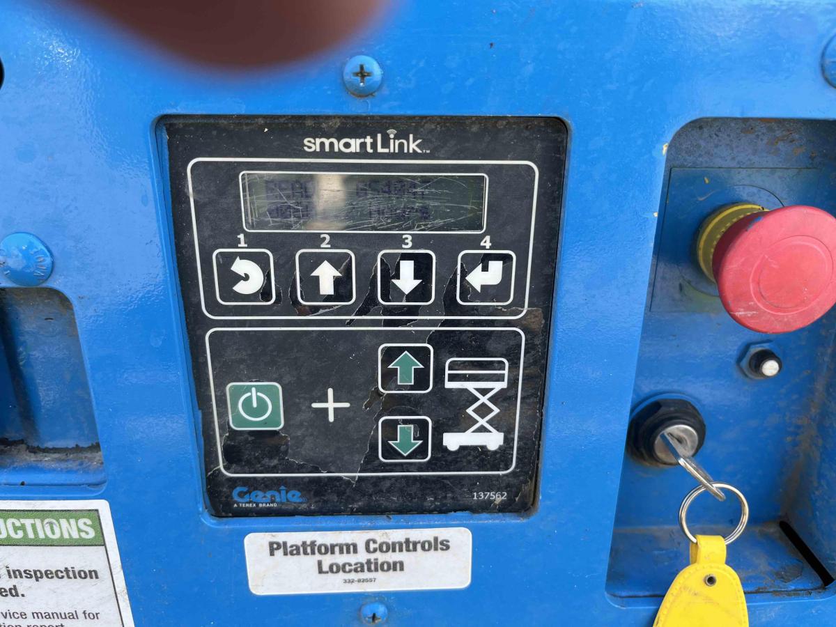 2016 Genie GS-4047