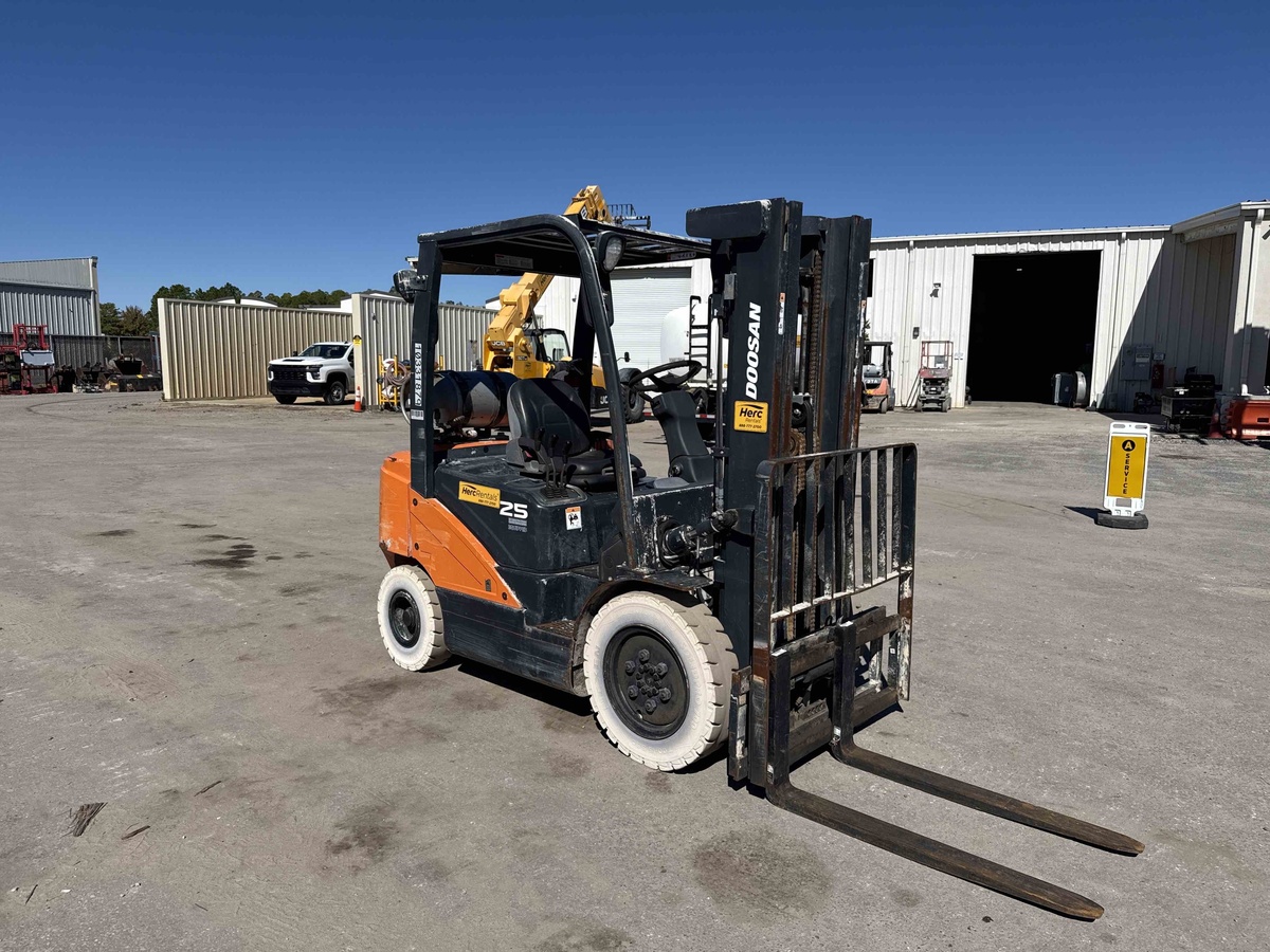 2021 Doosan G25N-7-1