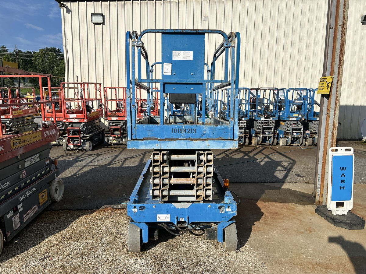 2016 Genie GS-3246-2