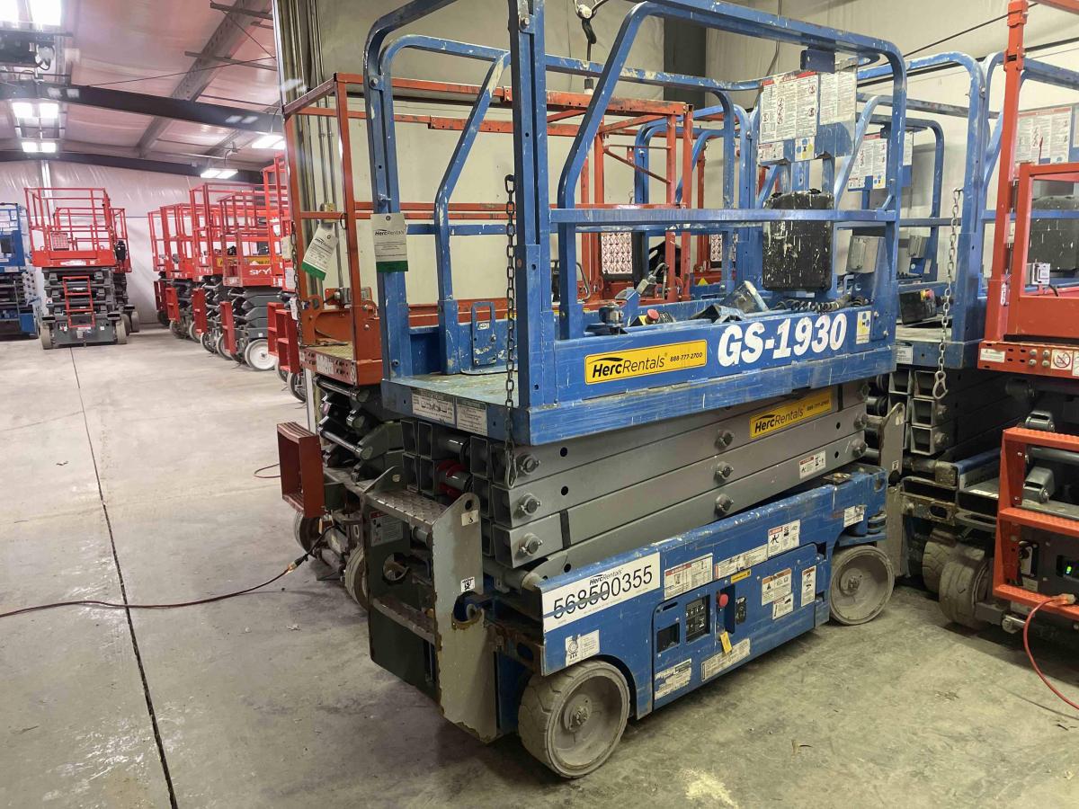 2018 Genie GS-1930