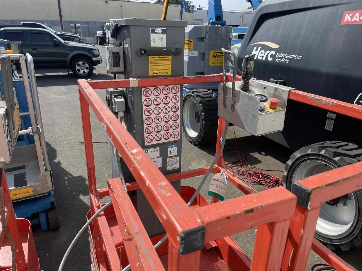 2019 Skyjack SJ16