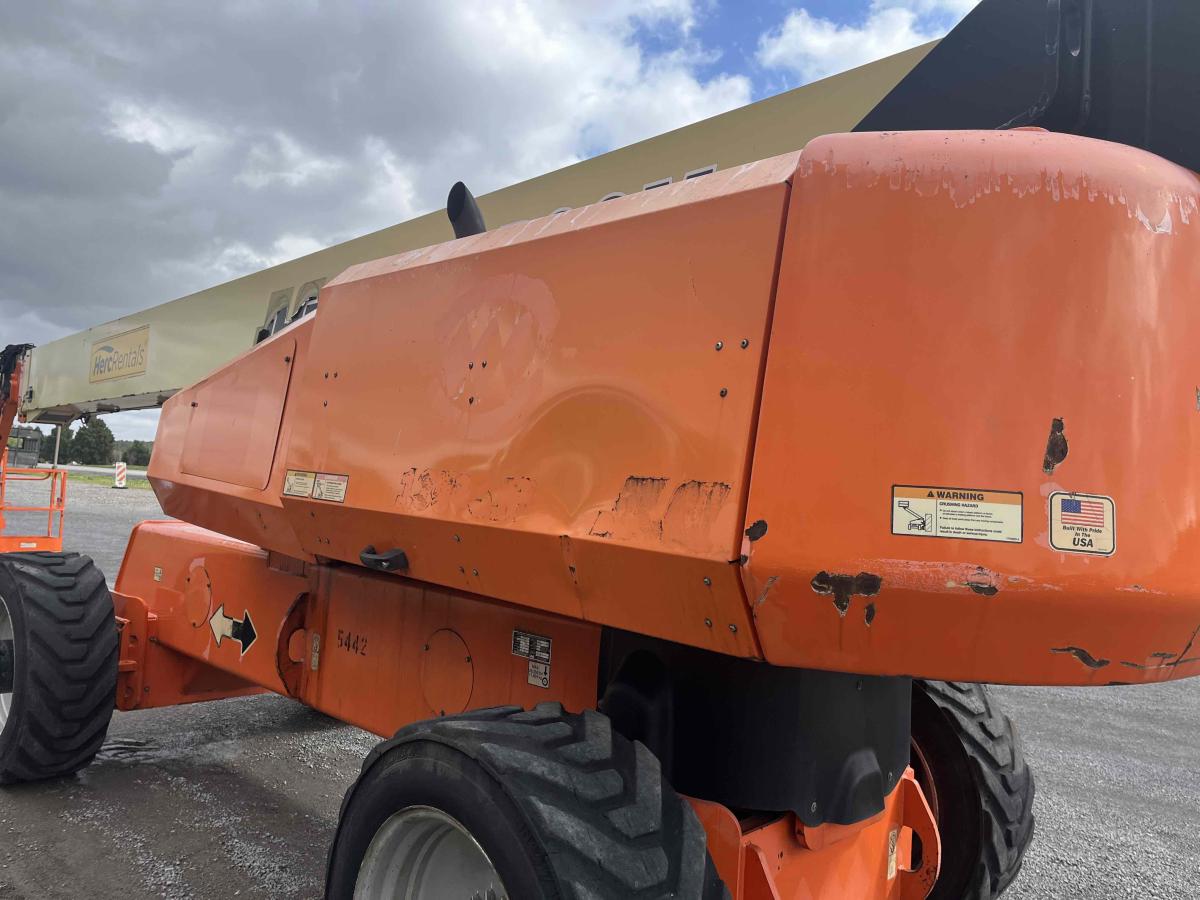 2013 JLG 1350SJP