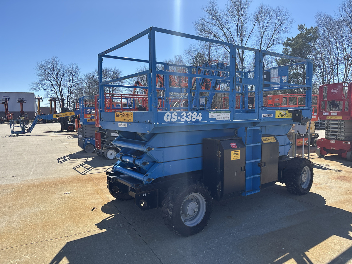 2017 Genie GS-3384 RT-4