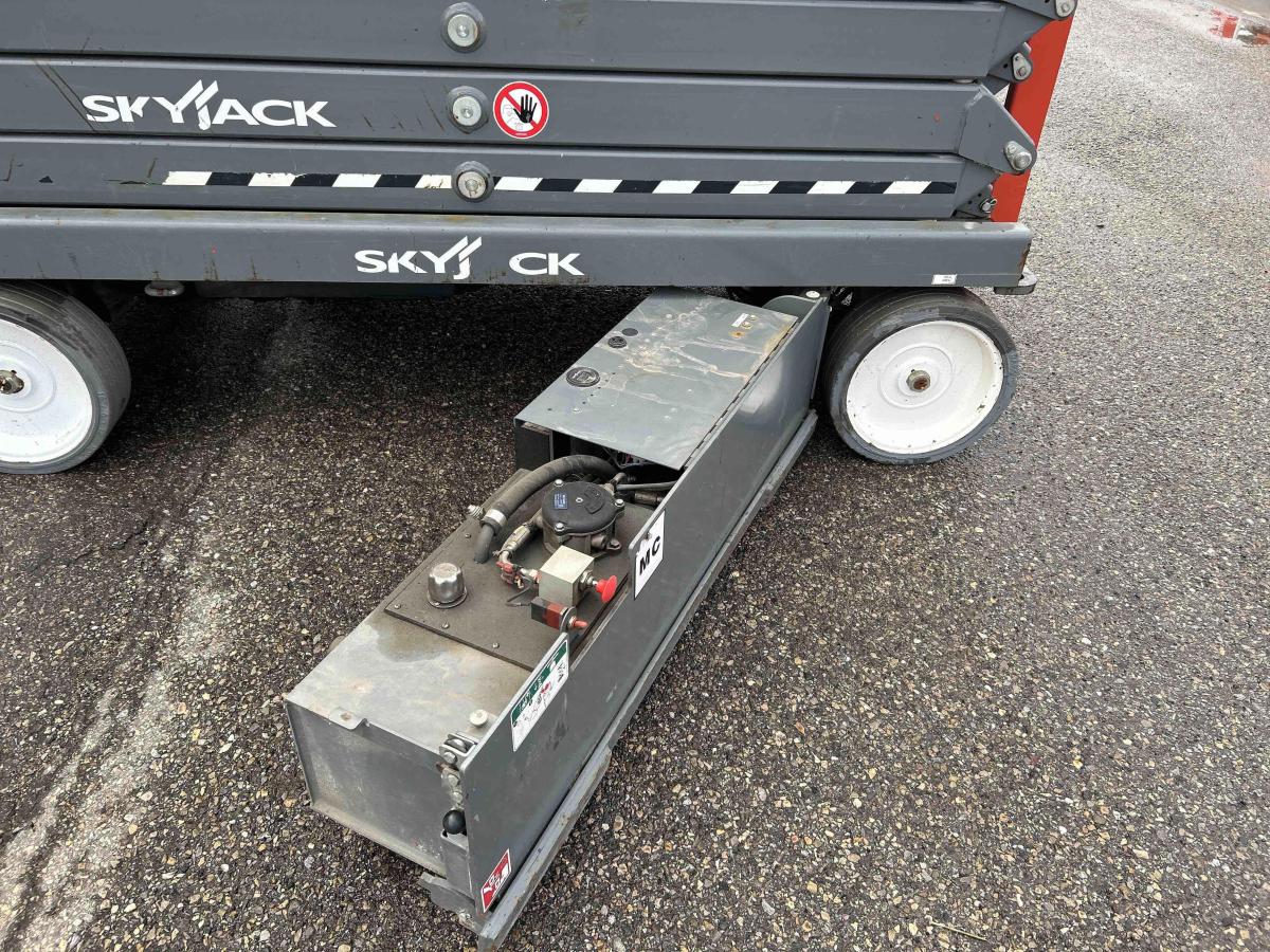 2018 Skyjack SJ4740-6