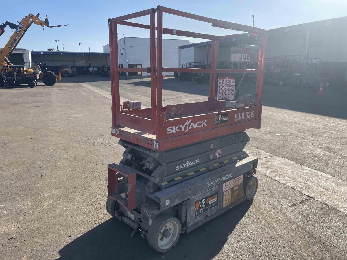 2017 Skyjack SJ3219