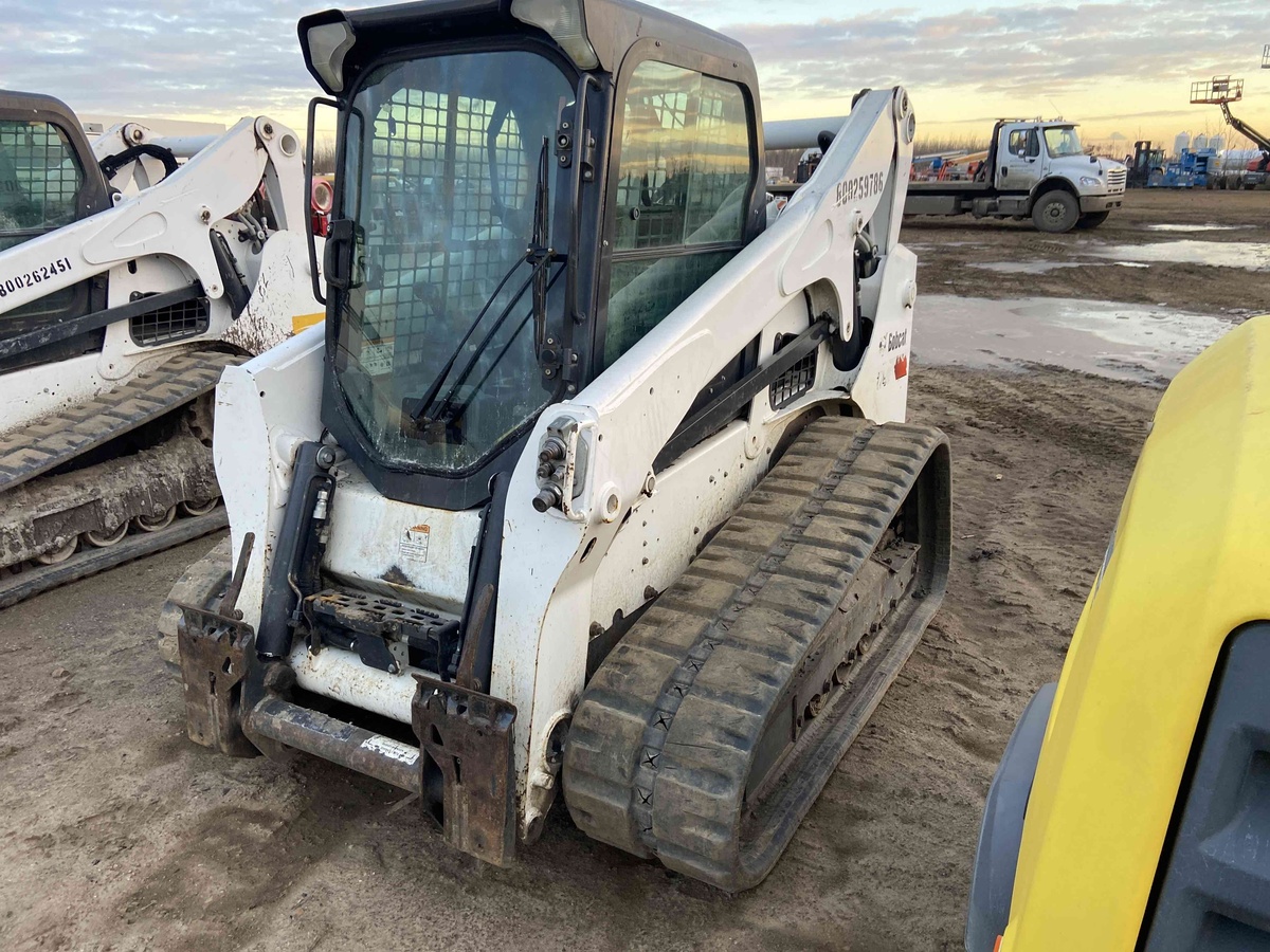 2019 Bobcat T740-2