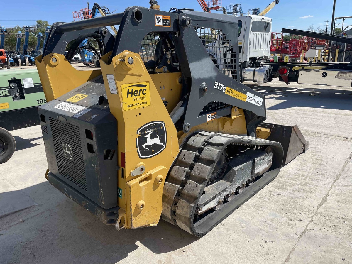 2021 John Deere 317G-2