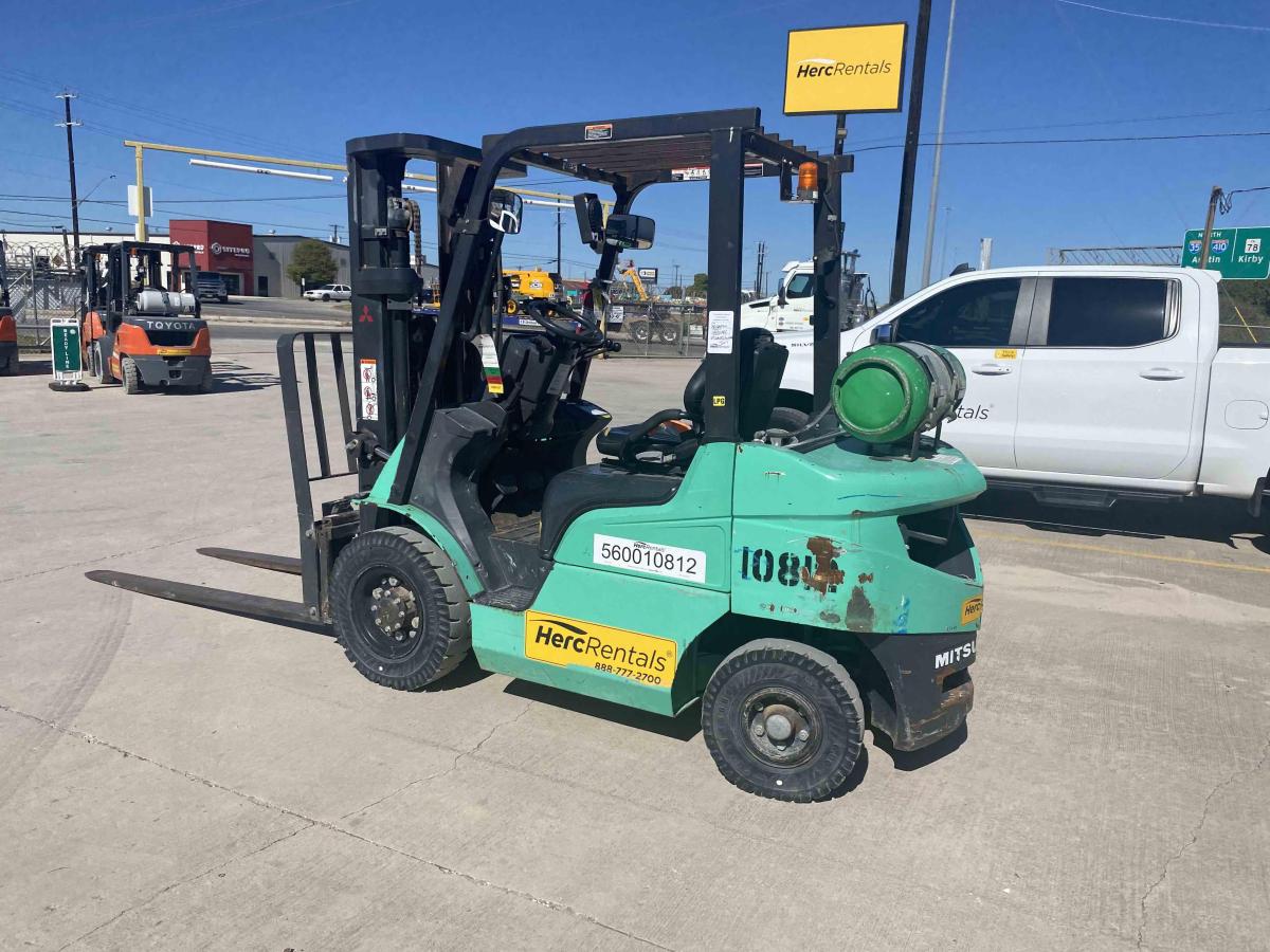 2020 Mitsubishi FG25N