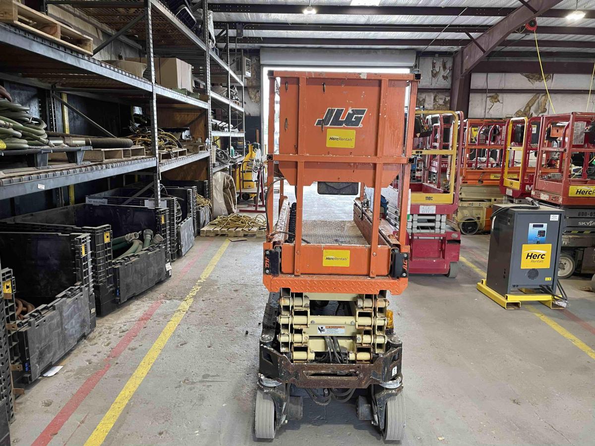 2018 JLG 1932R