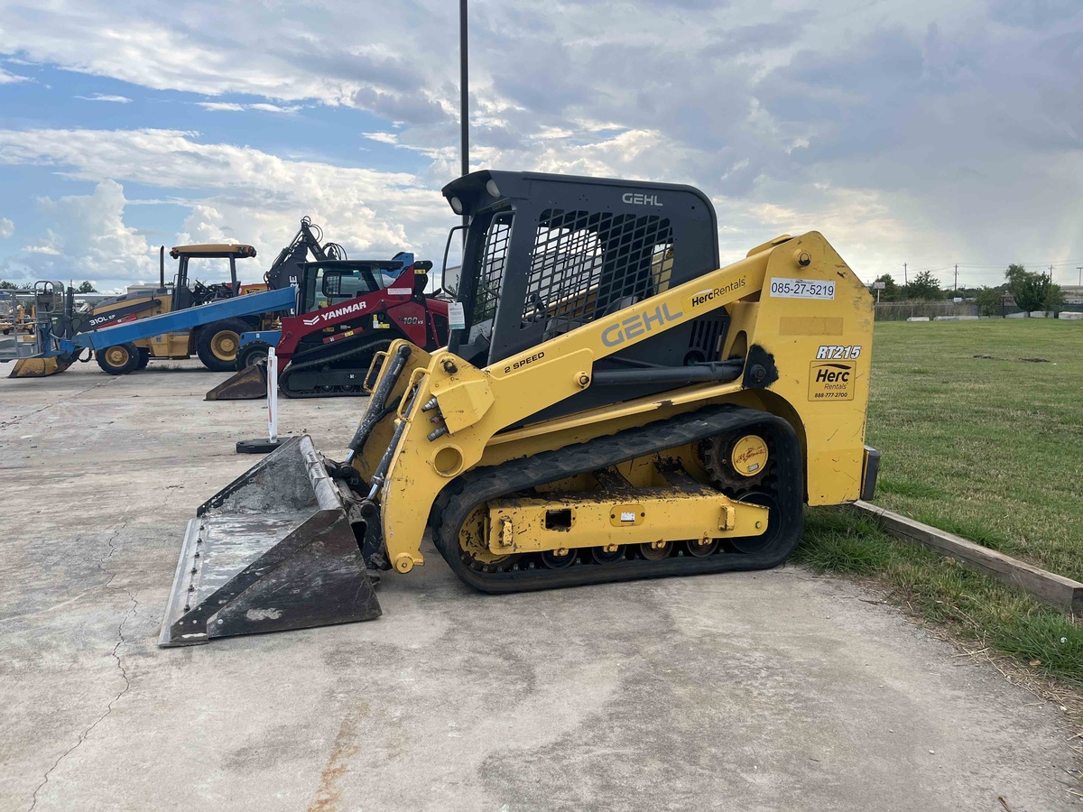 2019 Gehl RT215-2