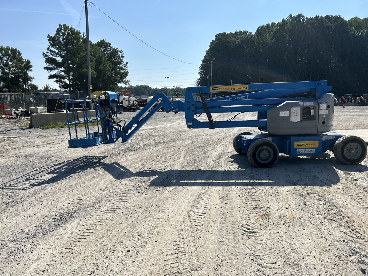 2018 Genie Z-45/25J-5