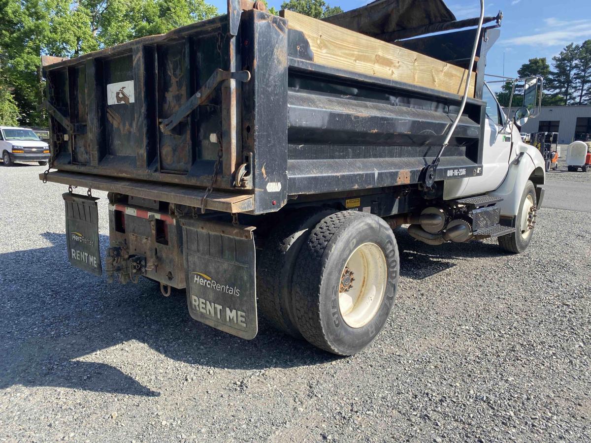 2015 Ford F750