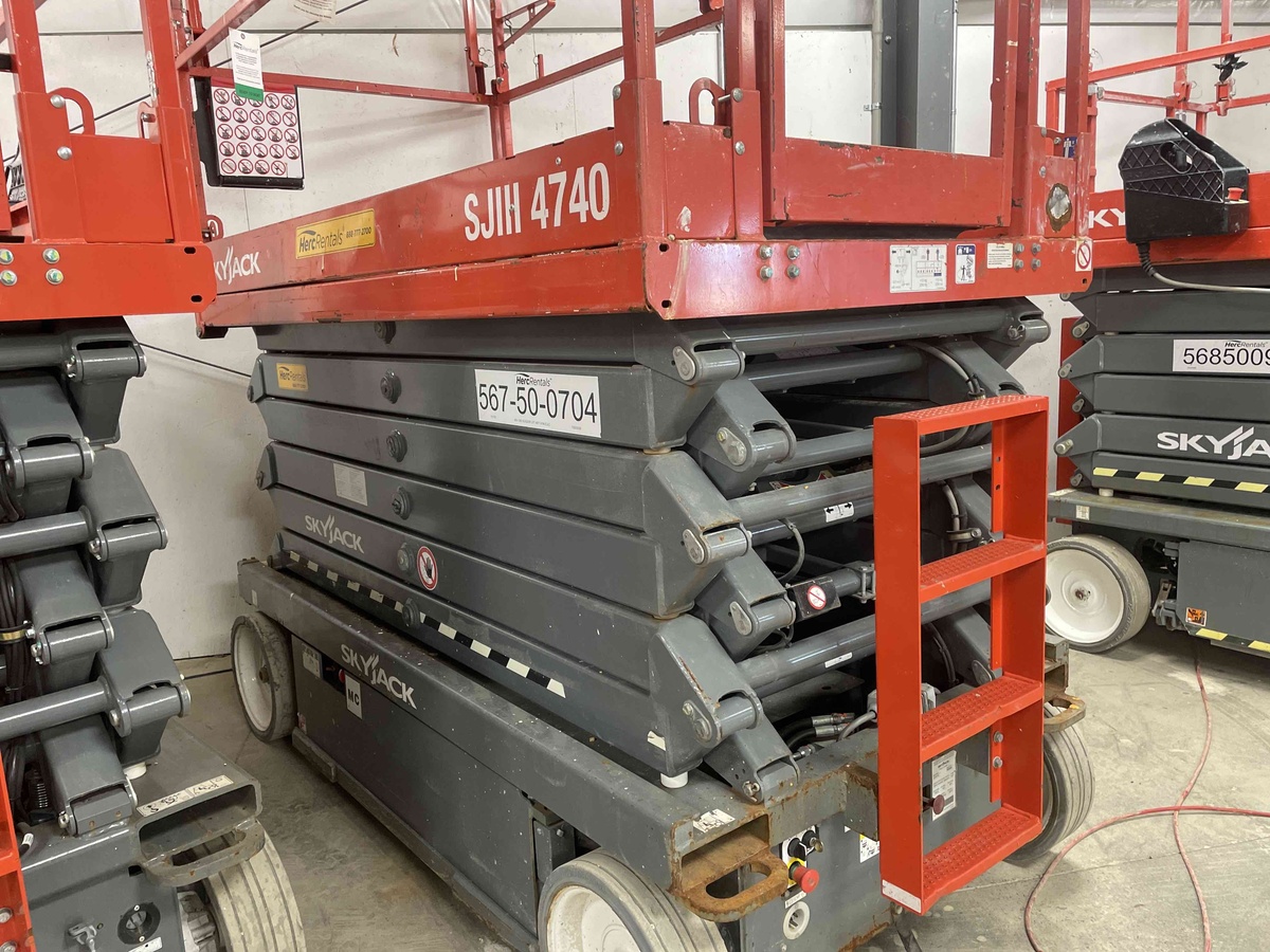 2018 Skyjack SJ4740-3