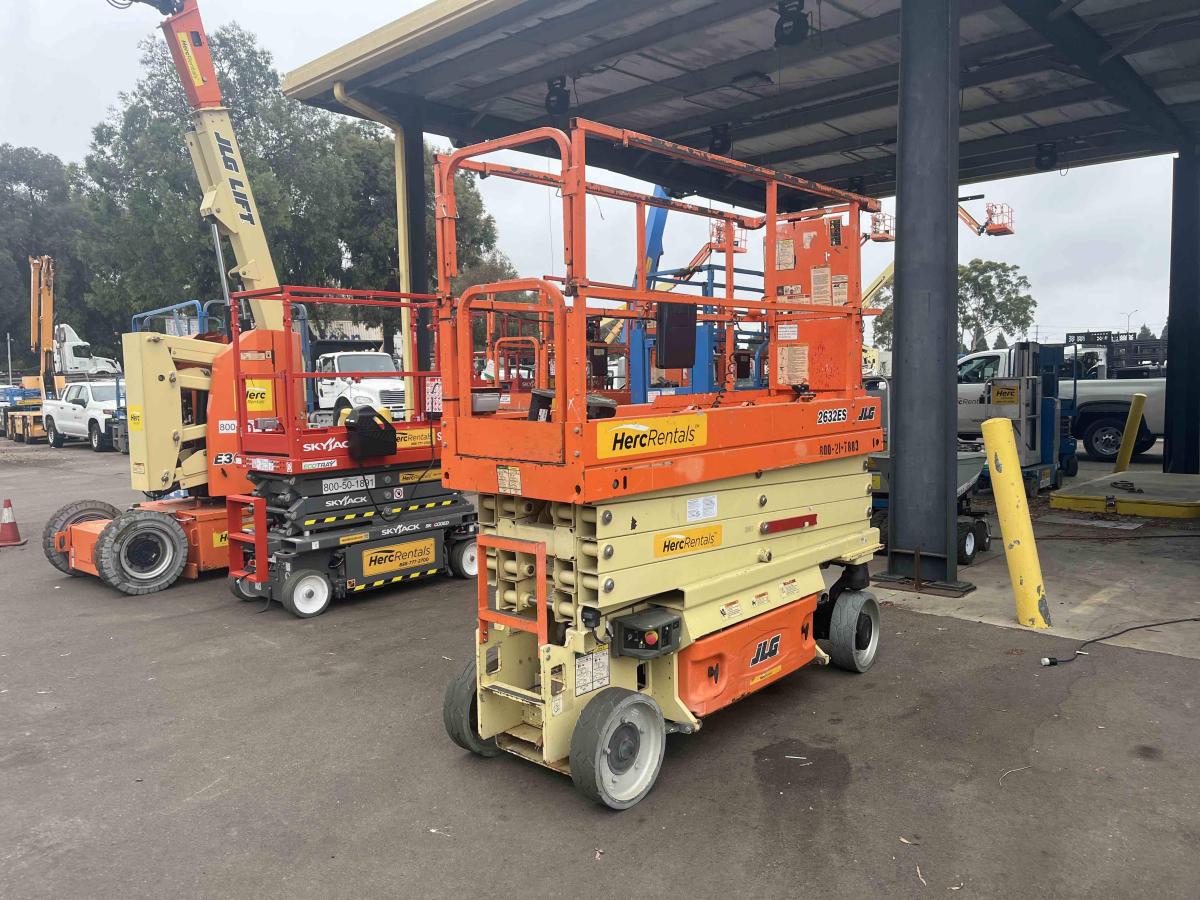 2018 JLG 2632ES-2