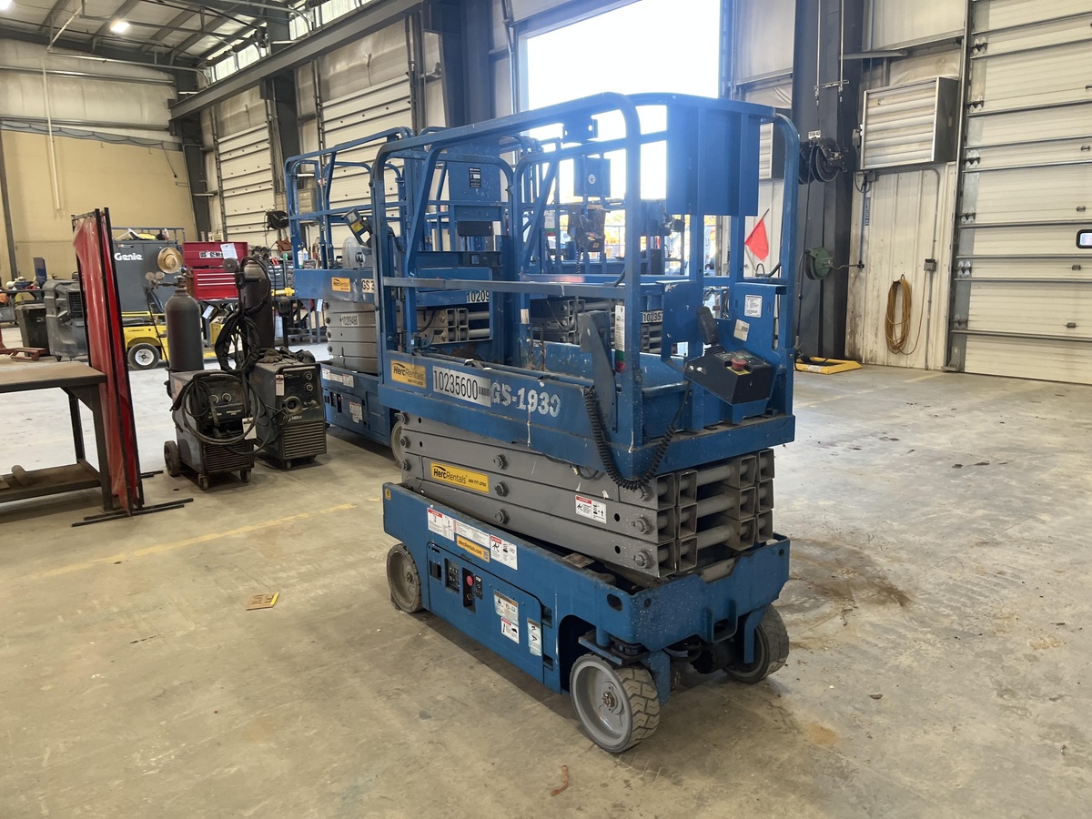 2018 Genie GS-1930-4