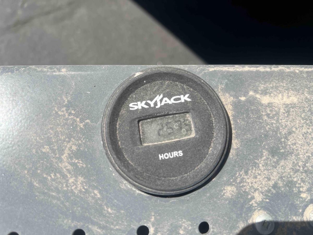 2017 Skyjack SJ3219