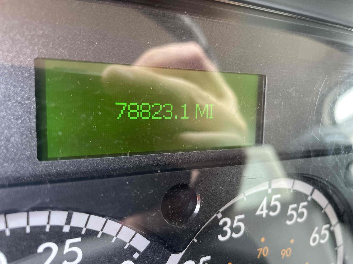 2020 Freightliner M2106
