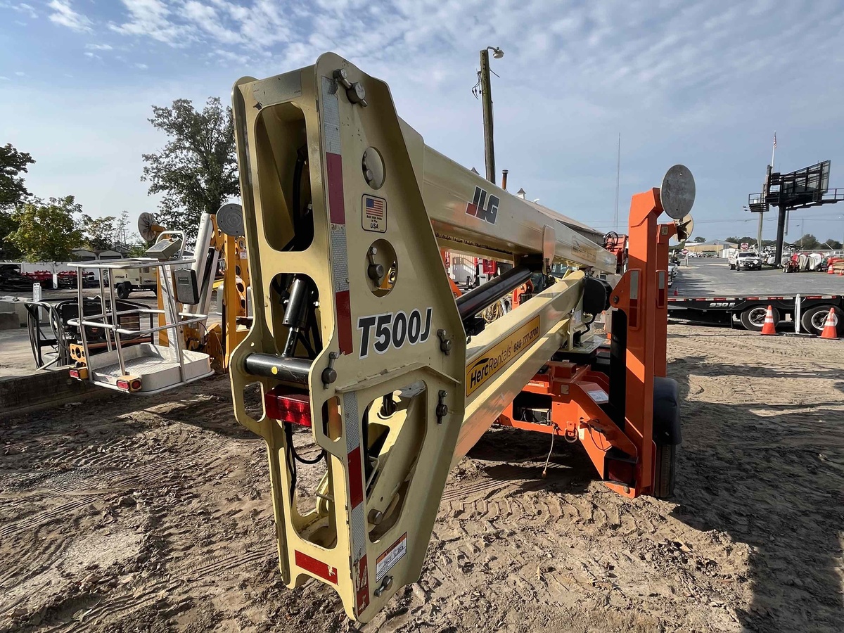 2018 JLG T500J-5