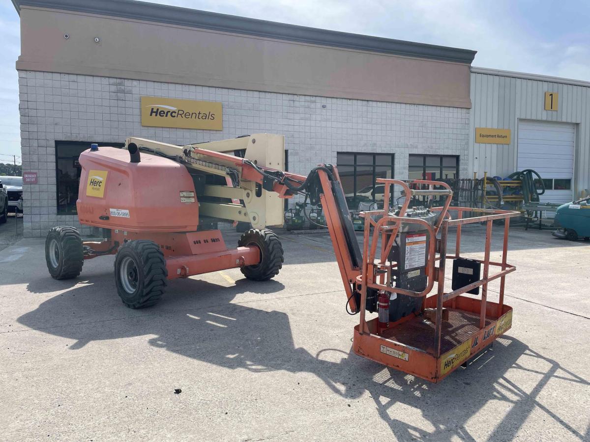 2015 JLG 450AJ