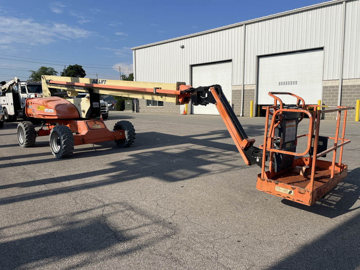 2013 JLG E600JP-3