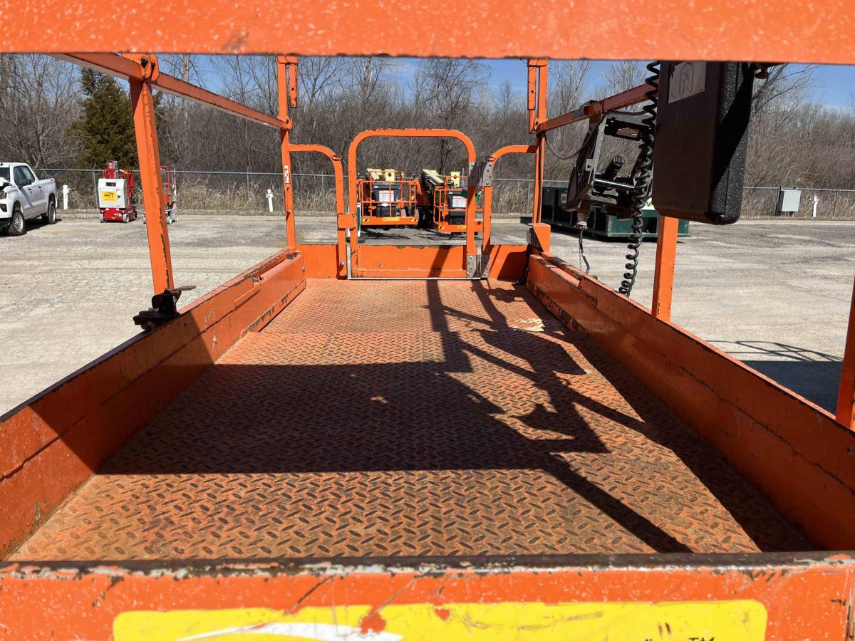 2018 JLG 2646ES