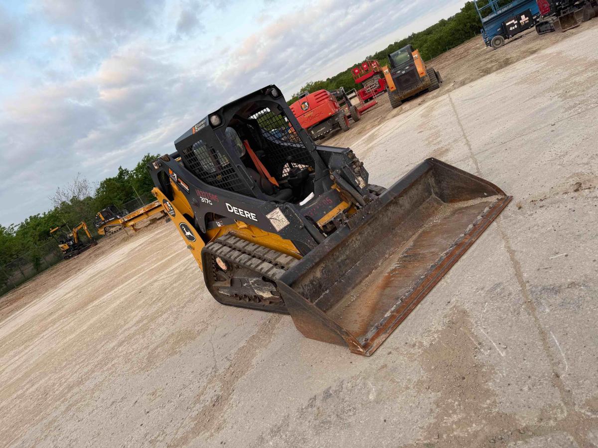 2021 John Deere 317G-4