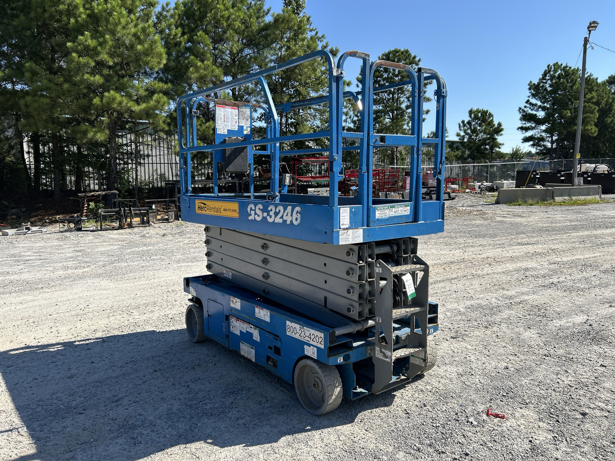 2018 Genie GS-3246-5