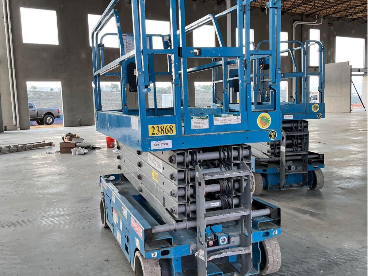 2018 Genie GS-3246-4