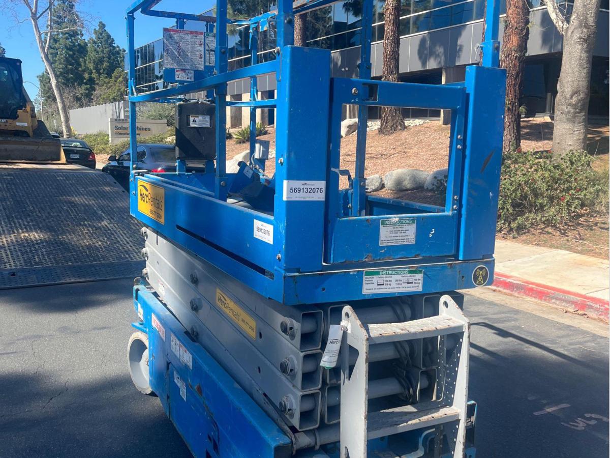 2017 Genie GS-2632