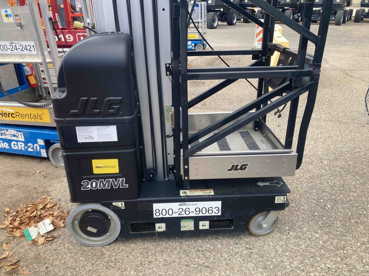 2019 JLG 20MVL