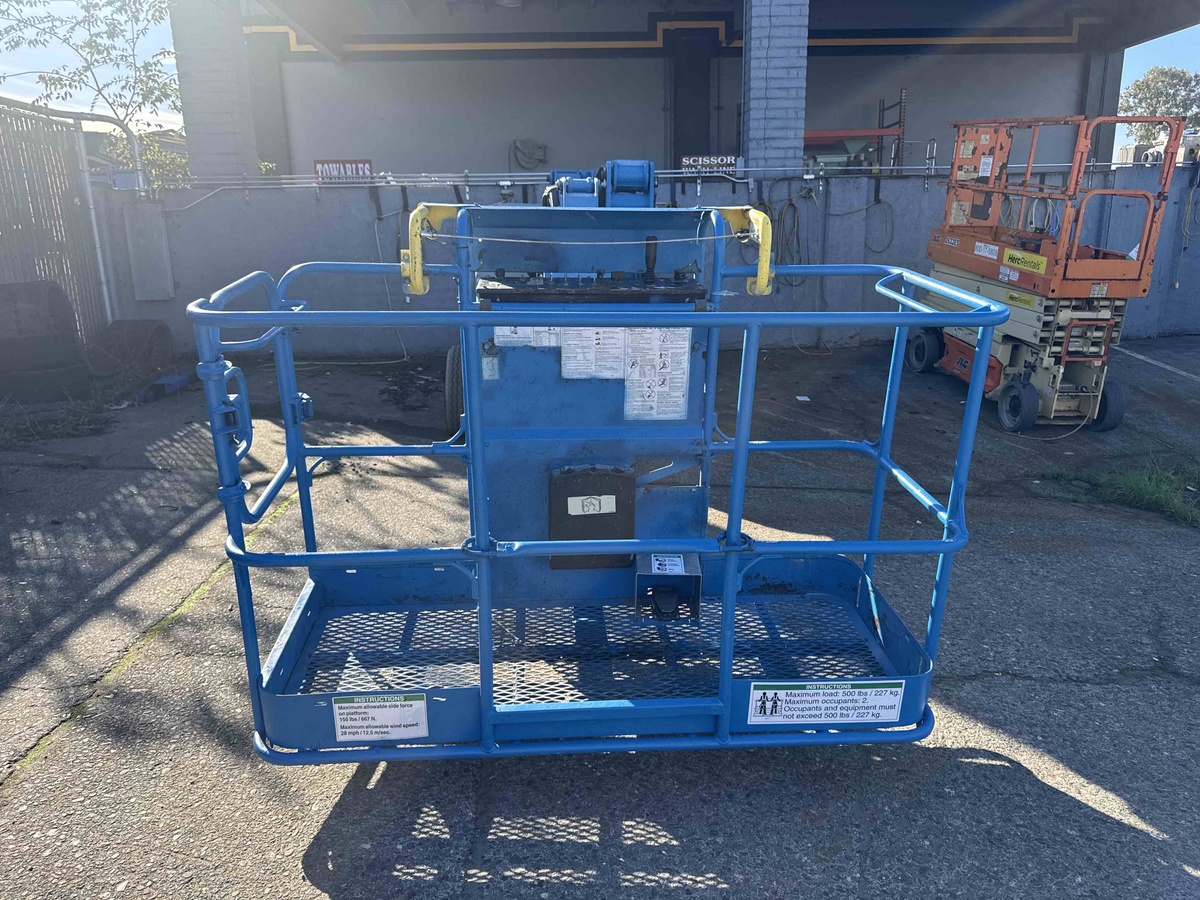 2017 Genie Z-45/25-3