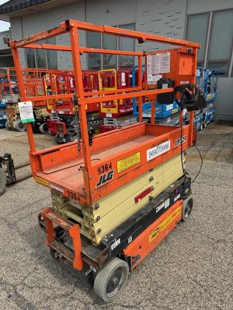 2018 JLG 1932R