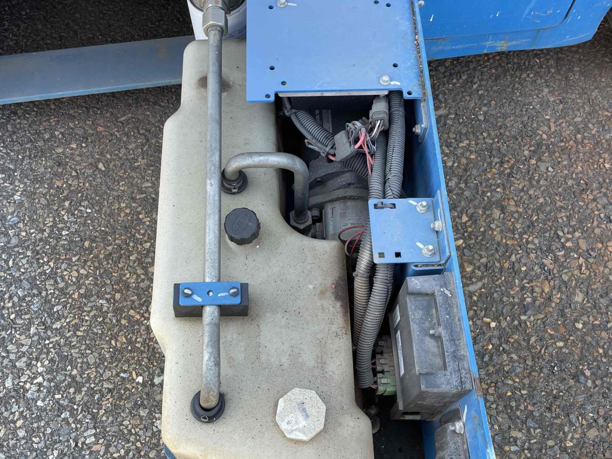2017 Genie GS-4047-10