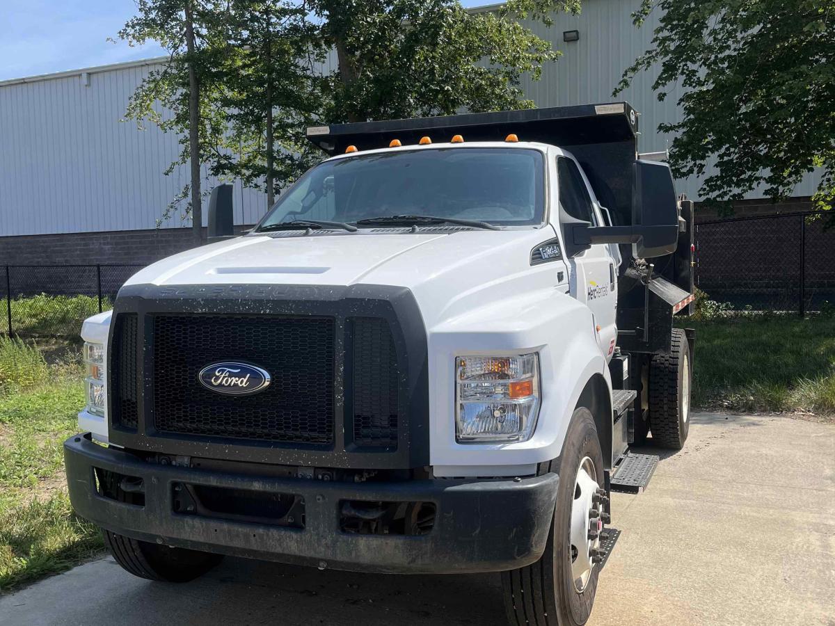2017 Ford F750