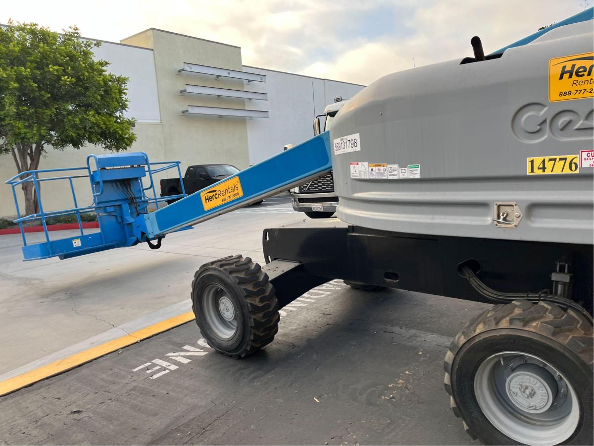 2008 Genie S-40