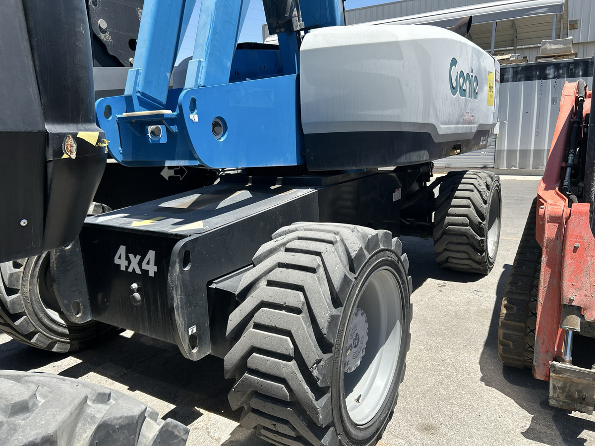 2018 Genie S-80XC
