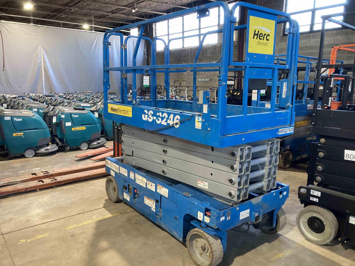 2018 Genie GS-3246