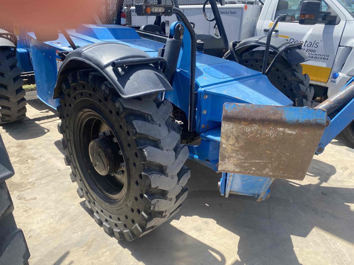 2019 Genie GTH-1056