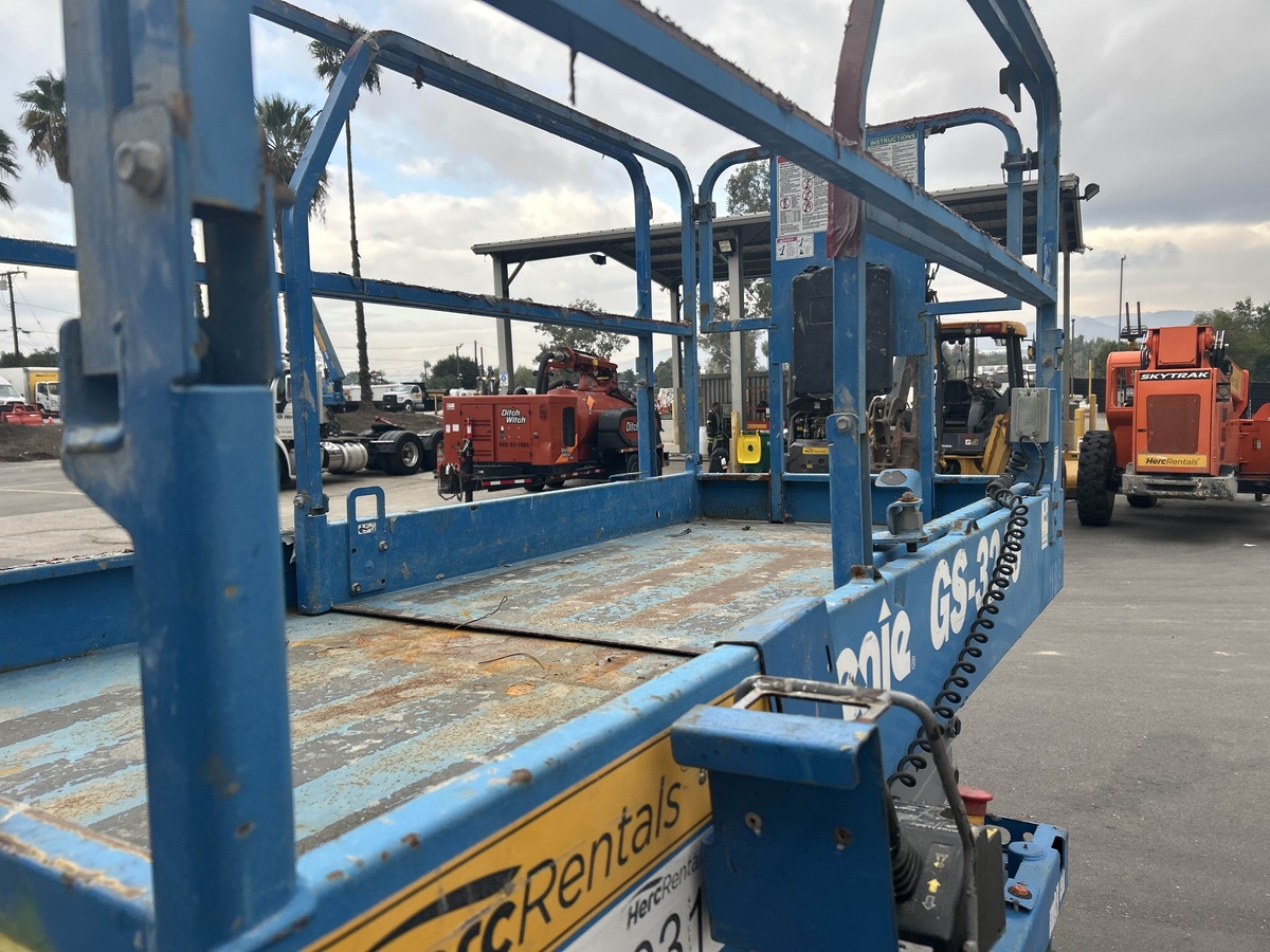 2018 Genie GS-3246-5