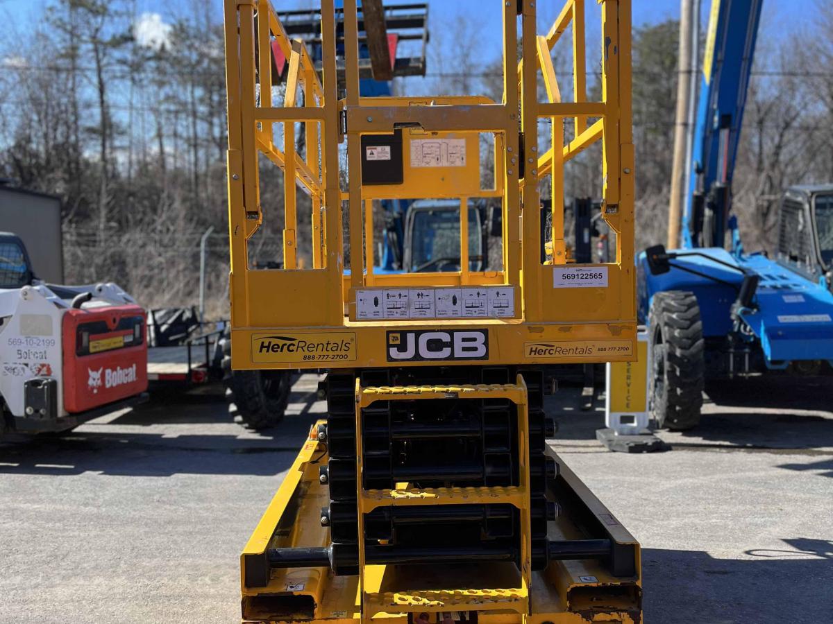 2020 JCB S3246E-4