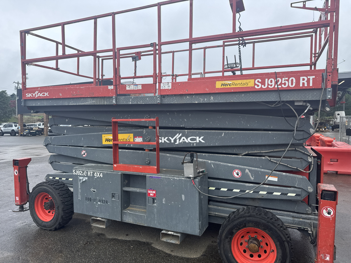 2016 Skyjack SJ9250 RT-6