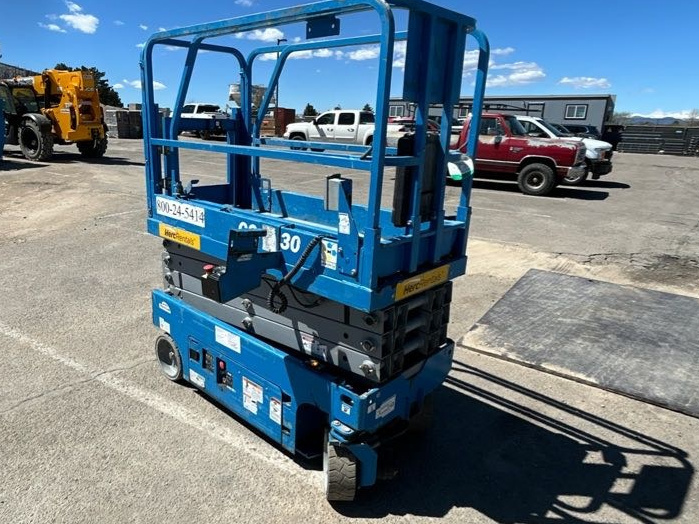 2019 Genie GS-1930
