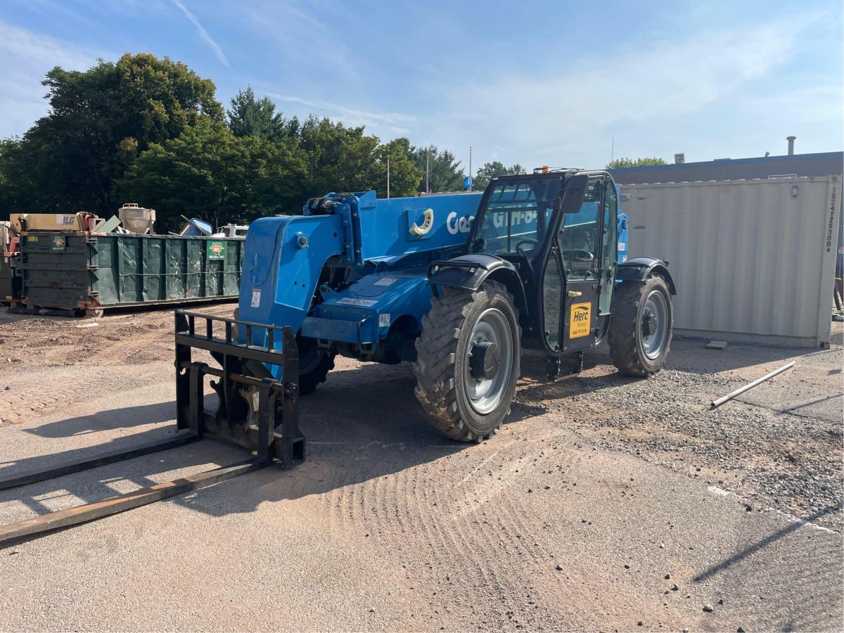 2017 Genie GTH 844