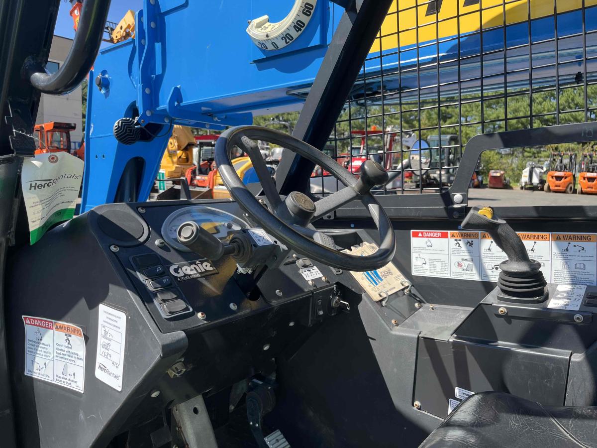 2018 Genie GTH-636