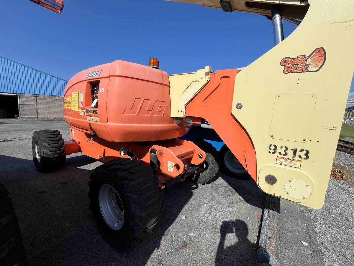 2008 JLG 800AJ