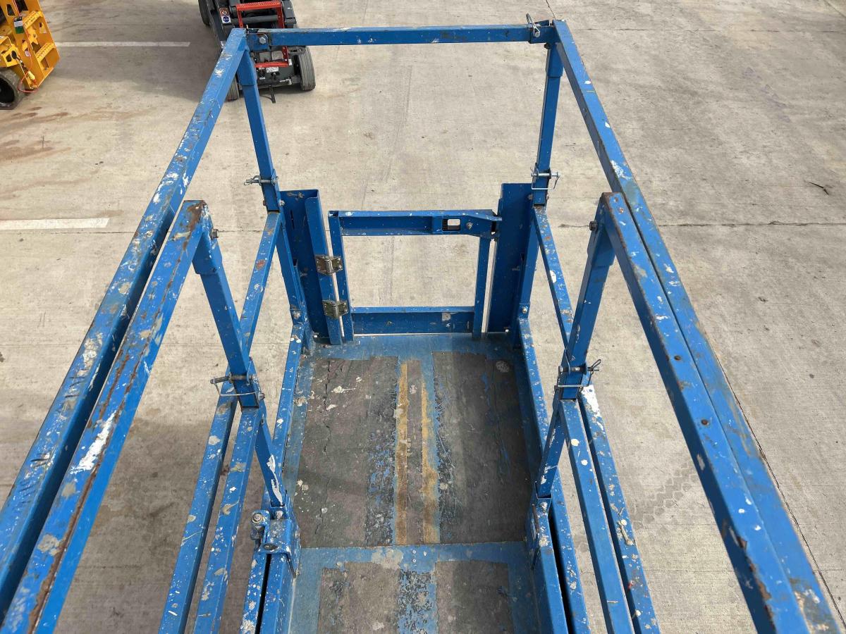 2017 Genie GS-3232-6