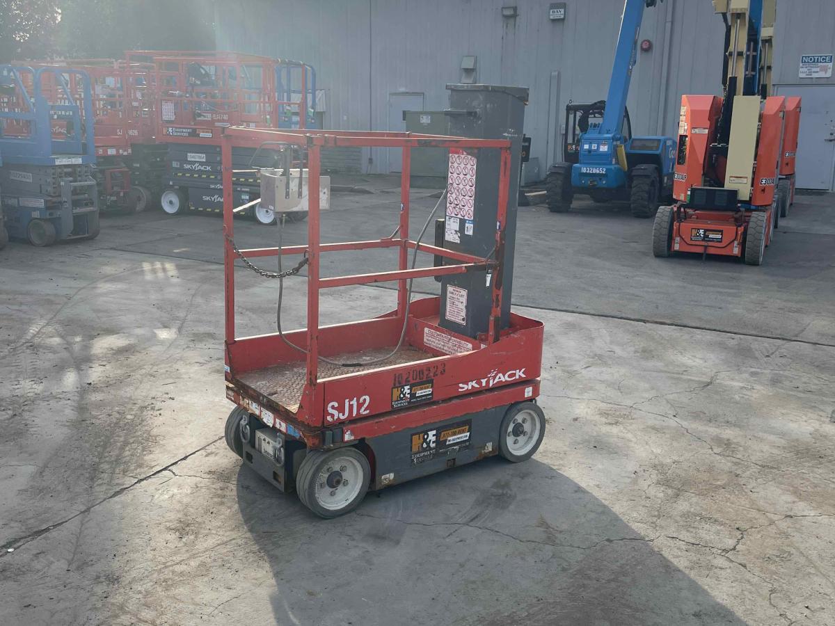 2016 Skyjack SJ12