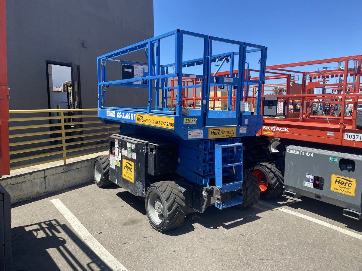 2017 Genie GS-3369 DC