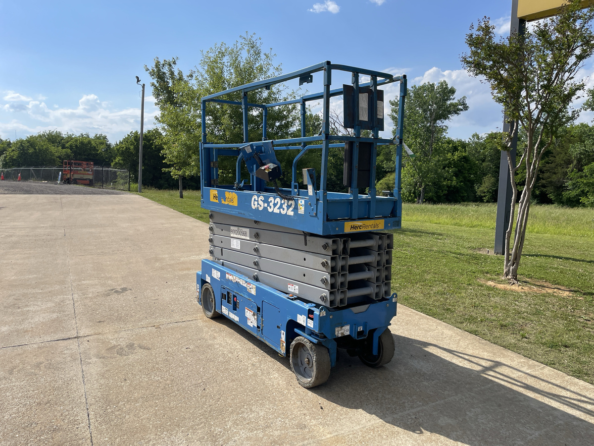 2018 Genie GS-3232-5