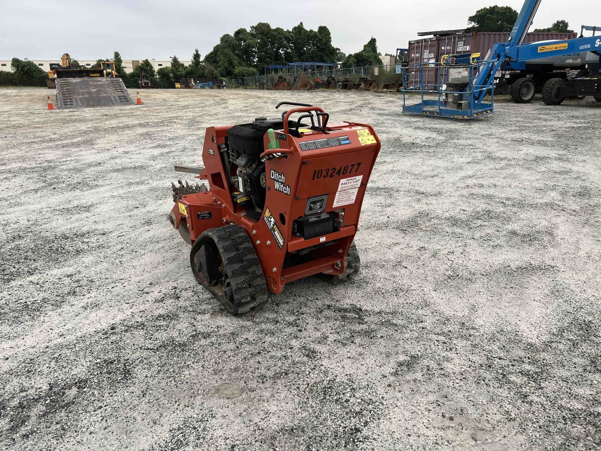 2021 Ditch Witch C16X-10